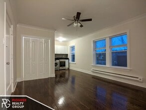 2127 N Dayton St, Unit #2129 - 204 in Chicago, IL - Building Photo - Building Photo
