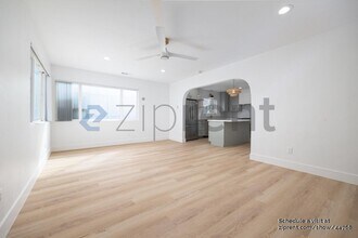 2018 Glasgow Ave in Encinitas, CA - Foto de edificio - Building Photo