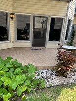 77 Santa Isabel Blvd in Laguna Vista, TX - Building Photo