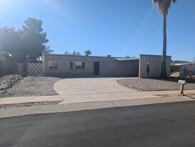 9226 E 26th St in Tucson, AZ - Building Photo