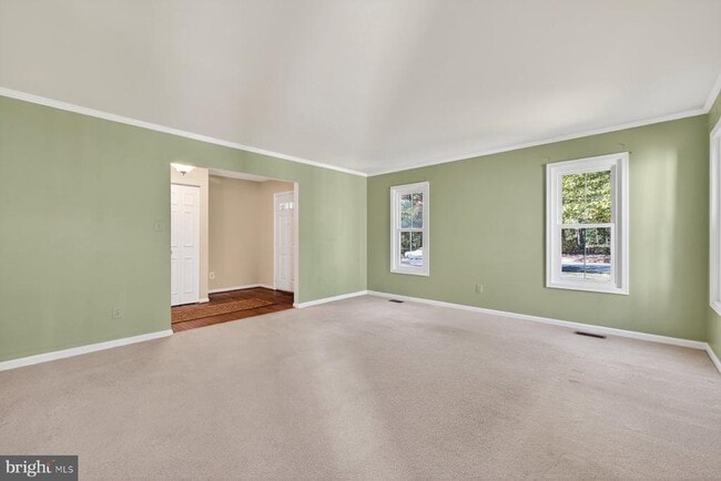 8537 Hooes Rd in Springfield, VA - Building Photo - Building Photo