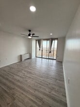 2500 N Van Dorn St, Unit 1619 in Alexandria, VA - Foto de edificio - Building Photo