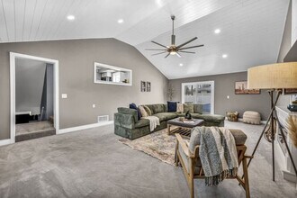 1036 Union Ave in Ashtabula, OH - Building Photo - Building Photo