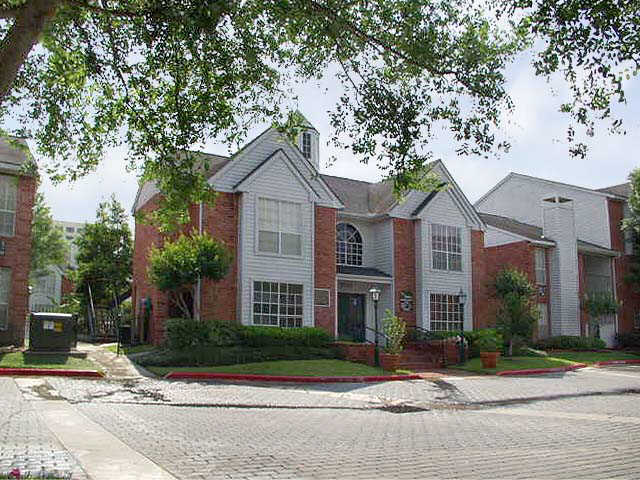 MADISON APARTMENTS in Houston, TX - Building Photo - Building Photo