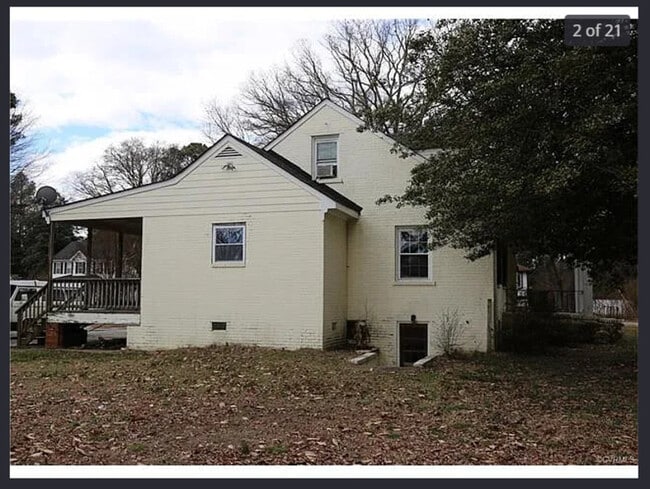 2619 Hilliard Rd in Henrico, VA - Foto de edificio - Building Photo