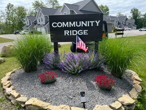 2092 Community Ln, Unit 2D in Ontario, NY - Building Photo - Building Photo