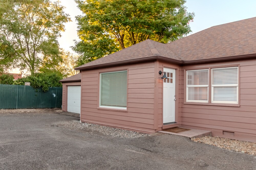 620 Martin Way in Vancouver, WA - Building Photo