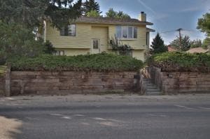 property at 906 S Thurmond St