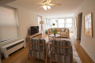 5337 S. Hyde Park Boulevard Apartamentos