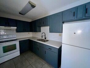 506 Shiloh Dr in Laredo, TX - Building Photo - Building Photo