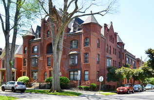 66 Whitney Pl Apartments