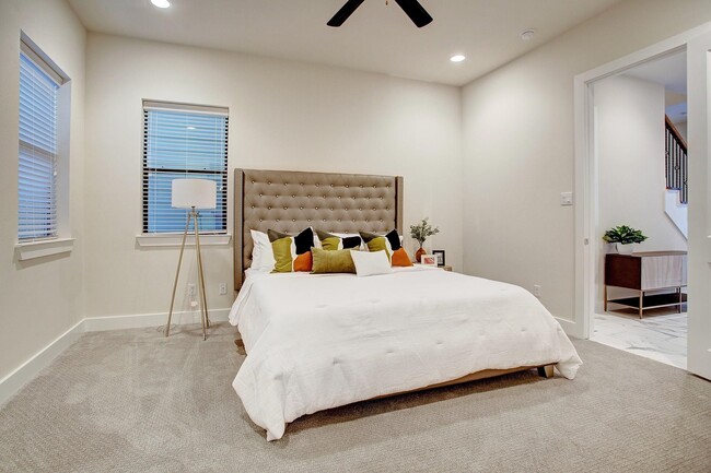 property at 2926 Alice St