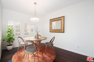 4400 Cartwright Ave in Los Angeles, CA - Building Photo - Building Photo