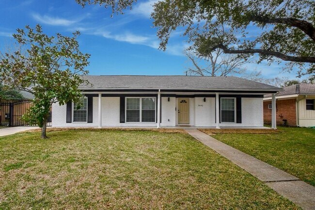 5642 Cartagena St in Houston, TX - Building Photo - Building Photo
