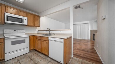 216 Pecan Garden View in Colorado Springs, CO - Building Photo - Building Photo