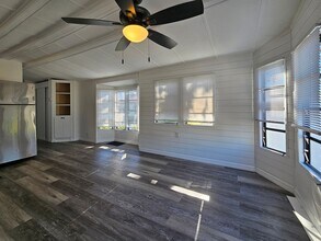 9424 Cougar Dr in Spring Hill, FL - Building Photo - Building Photo