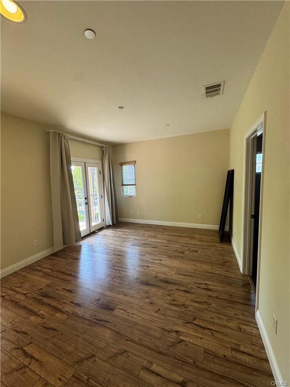 property at 71 N Bonnie Ave