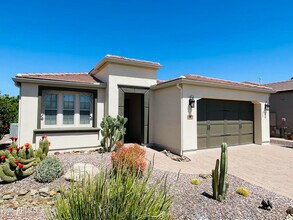 1674 E Azafran Trail in San Tan Valley, AZ - Building Photo - Building Photo