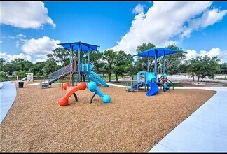 124 Dunlin Ln in Leander, TX - Building Photo - Building Photo