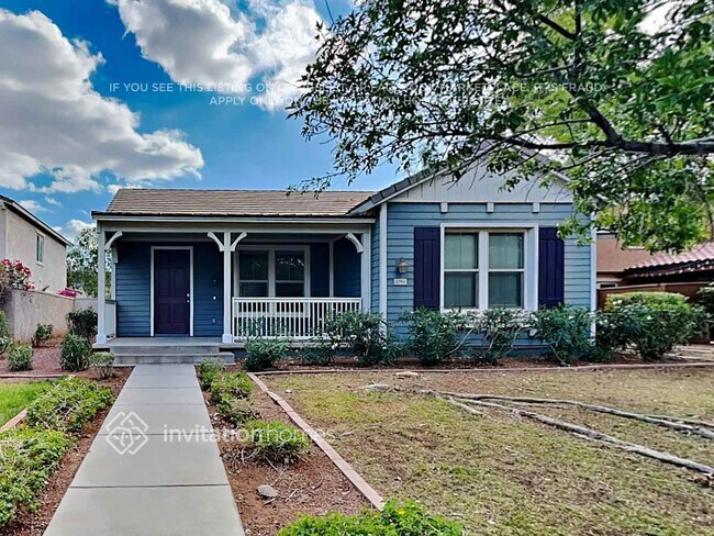 property at 2782 N Heritage St