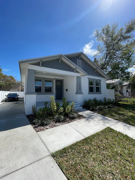 1750 19th St S in St. Petersburg, FL - Building Photo