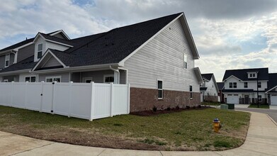 532 Rohan Dr in Murfreesboro, TN - Building Photo - Building Photo