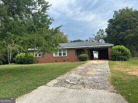 190 Northcrest Dr in Athens, GA - Building Photo