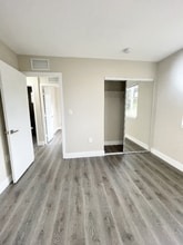 2311 Scott St in Hollywood, FL - Building Photo - Building Photo