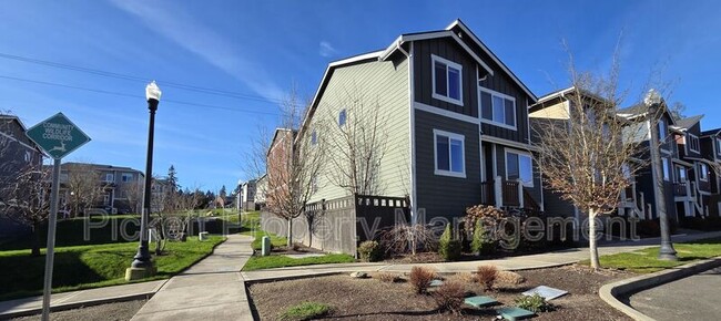 2523 Filbert Ave in Bremerton, WA - Building Photo - Building Photo