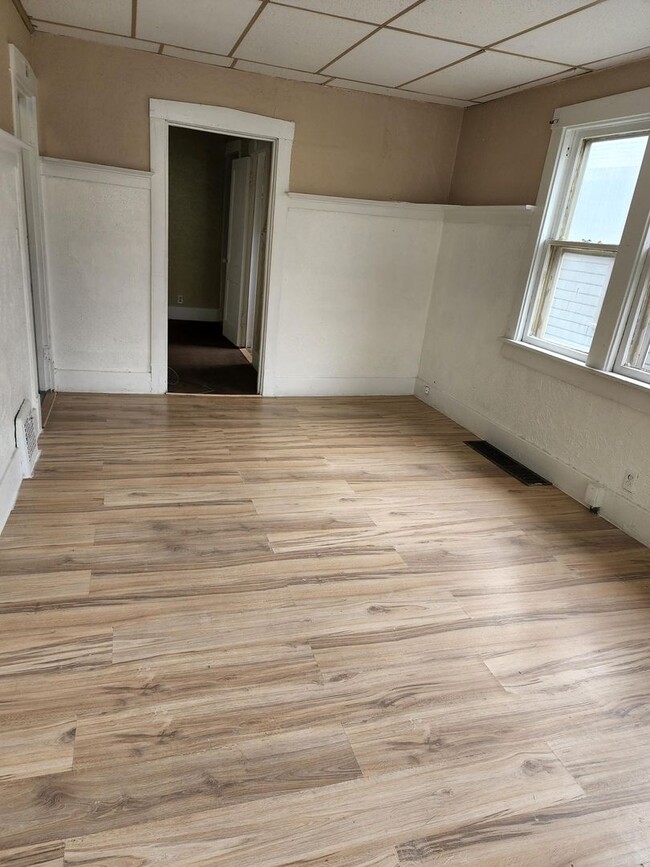 property at 3513 SW Adams St