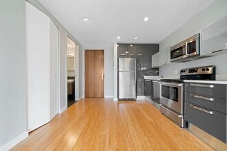 691 Massachusetts Ave, Unit 504 in Boston, MA - Building Photo - Building Photo