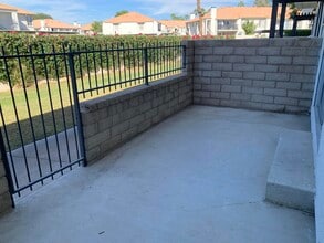 40225 Harris Ln in Palm Desert, CA - Building Photo - Building Photo