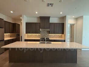 2868 Resthaven Ct in Lathrop, CA - Building Photo - Building Photo