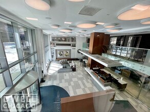 216 N Canal St, Unit 2 in Chicago, IL - Building Photo - Building Photo