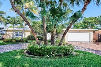 1223 Seminole Dr in Fort Lauderdale, FL - Building Photo - Building Photo