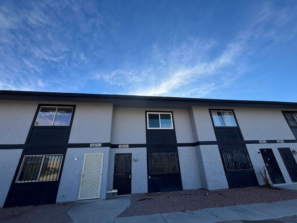 2112 Sun Ave in North Las Vegas, NV - Building Photo