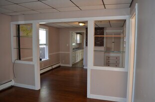 10 Harborview Ave, Unit 1 in South Portland, ME - Building Photo