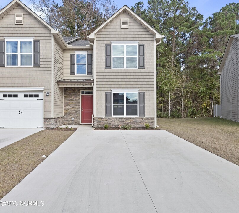 473 Sullivan Loop Rd Photo