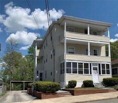 217 Newland Ave in Woonsocket, RI - Building Photo