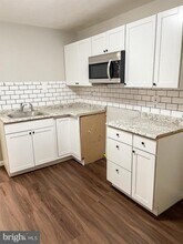 539 Glenview St in Philadelphia, PA - Building Photo - Building Photo