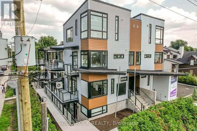 845 Champlain St in Ottawa, ON - Building Photo - Building Photo