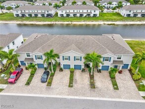 15376 Wildflower Cir in Naples, FL - Foto de edificio - Building Photo
