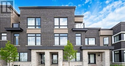 2594 Castlegate Crossing in Pickering, ON - Building Photo - Building Photo