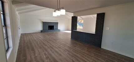 487 Embry Ln NE in Marietta, GA - Building Photo - Building Photo