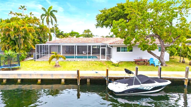 608 1st Key Dr in Fort Lauderdale, FL - Building Photo - Building Photo