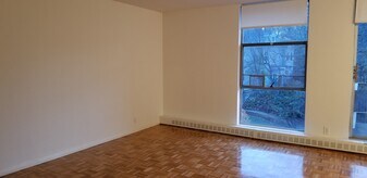 30 Gardner Rd in Brookline, MA - Building Photo