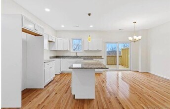 455R Sherman Ave in Hamden, CT - Building Photo - Building Photo