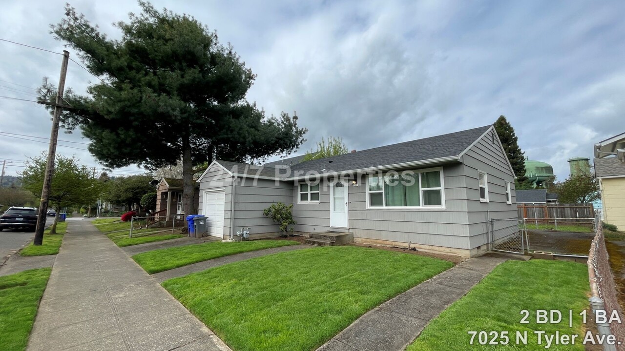 7025 N Tyler Ave in Portland, OR - Building Photo