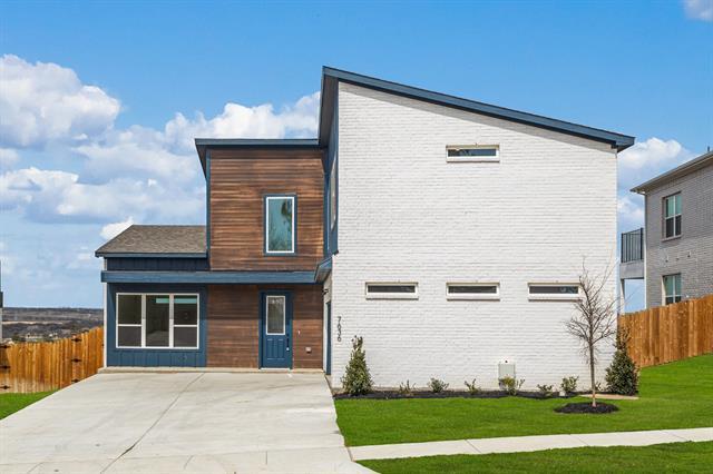 property at 7636 Trailridge Dr