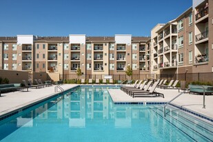 Broadmoor at Rivers Edge Apartments